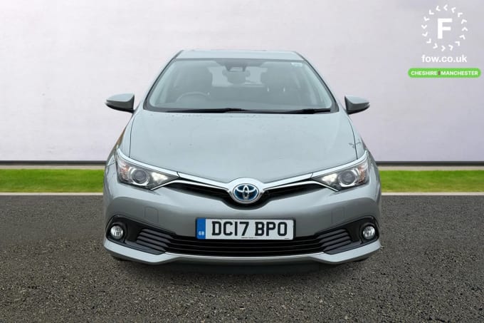 2017 Toyota Auris
