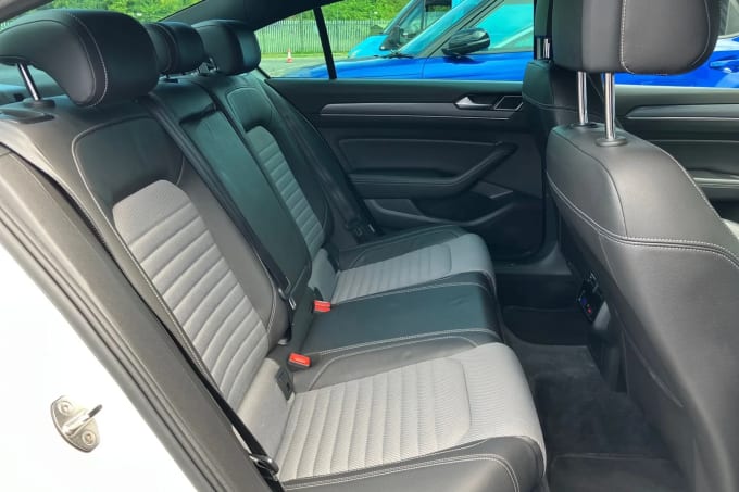 2016 Volkswagen Passat