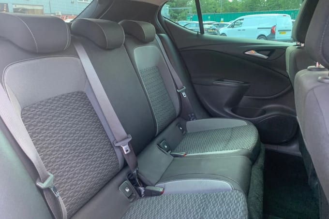2019 Vauxhall Astra
