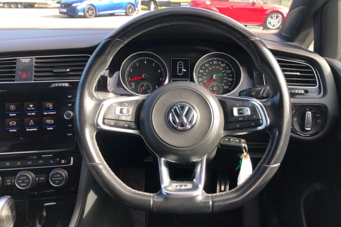 2019 Volkswagen Golf