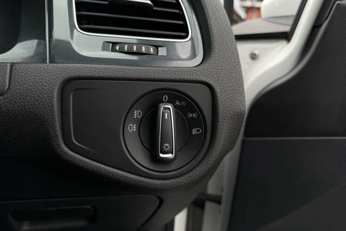 2019 Volkswagen Golf