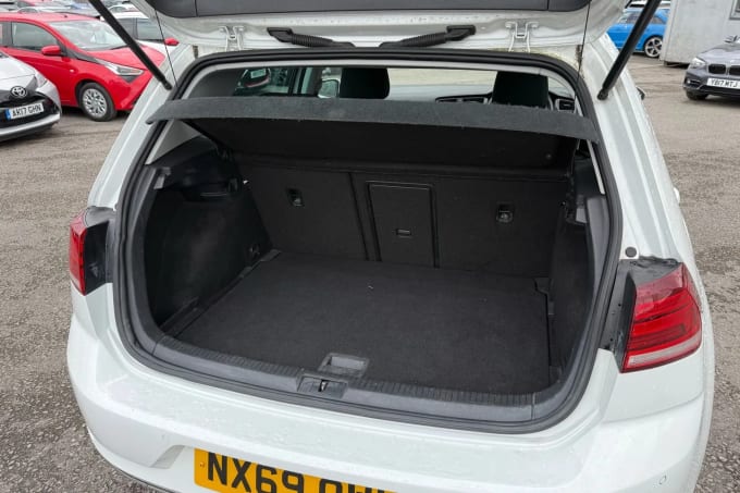2019 Volkswagen Golf