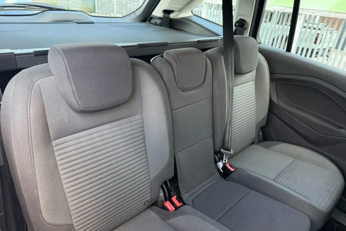 2017 Ford Grand C-max