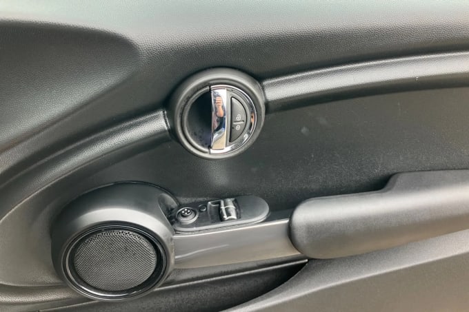 2017 Mini Hatch