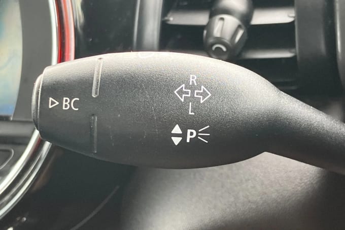 2019 Mini Hatch