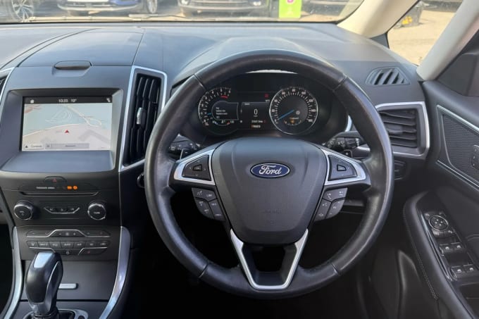 2017 Ford Galaxy