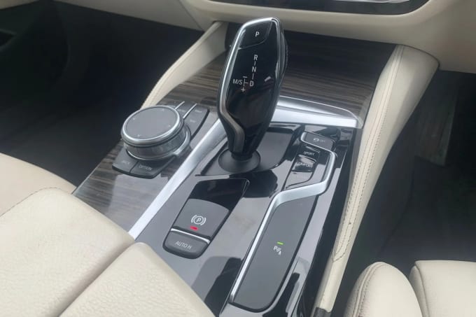 2018 BMW 5 Series