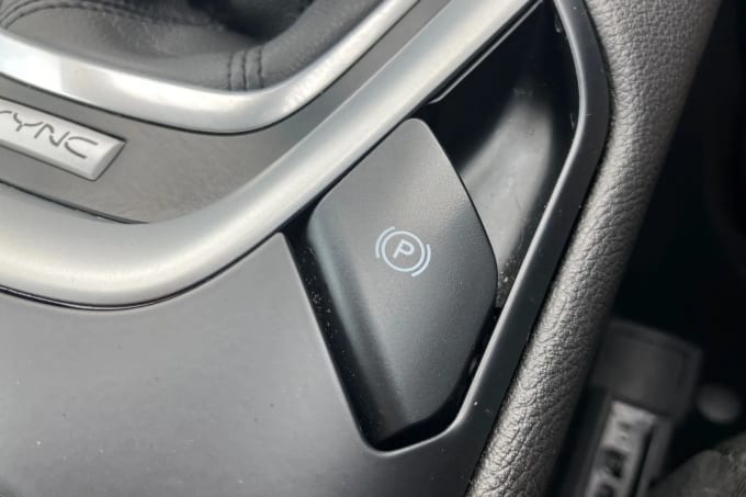 2019 Ford Mondeo