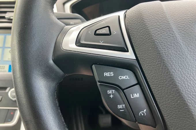 2019 Ford Mondeo