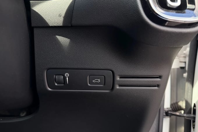 2019 Volvo Xc40