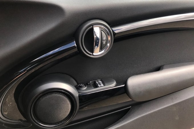 2017 Mini Hatch