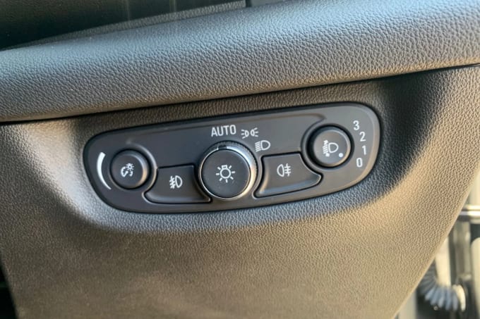 2019 Vauxhall Insignia