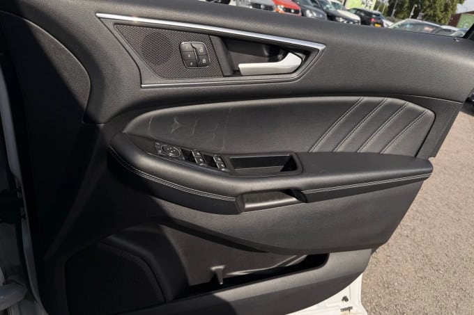 2018 Ford Edge