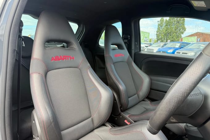 2021 Abarth 595