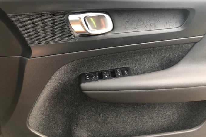 2023 Volvo C40