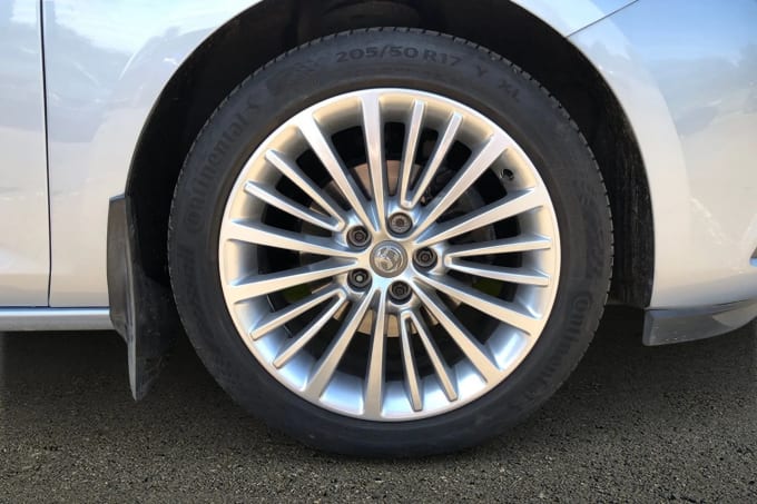 2019 Vauxhall Astra