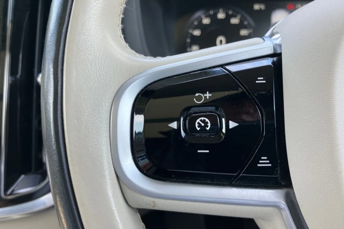 2021 Volvo V60