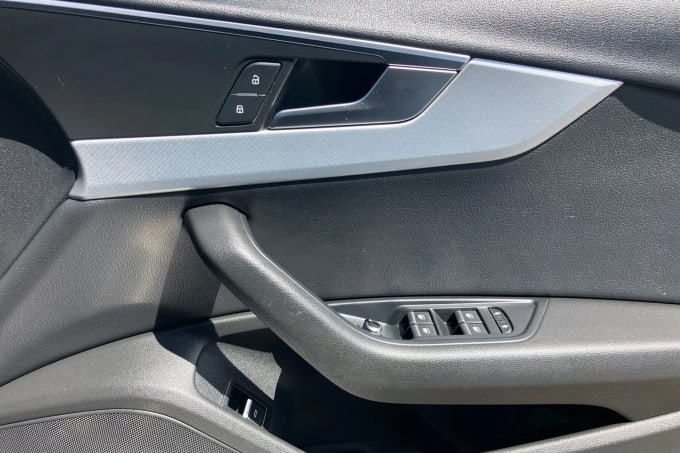 2017 Audi A4
