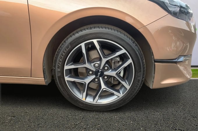 2022 Kia Ceed