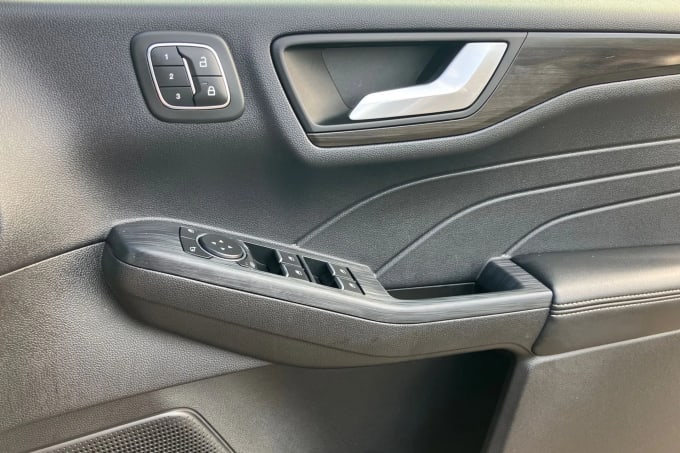 2022 Ford Kuga