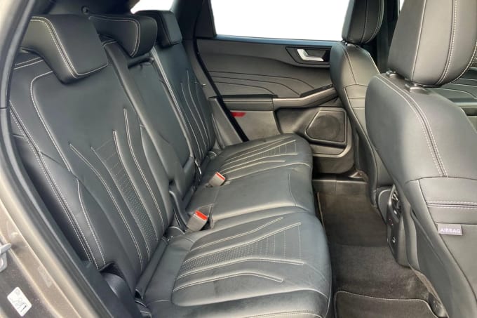 2022 Ford Kuga