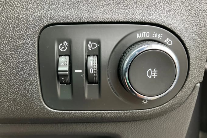 2020 Vauxhall Crossland X