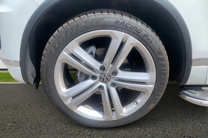 2017 Volkswagen Touareg