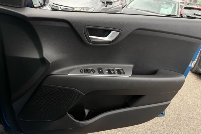2023 Kia Stonic
