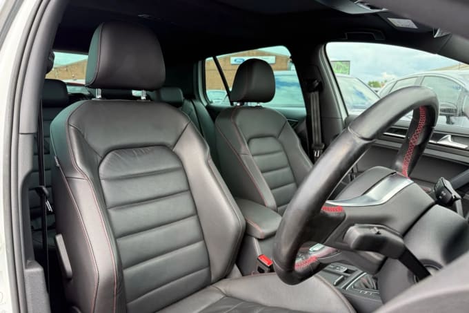 2016 Volkswagen Golf