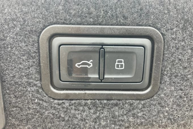 2018 Audi A8