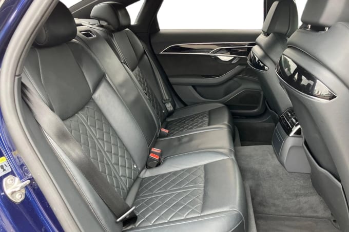 2018 Audi A8