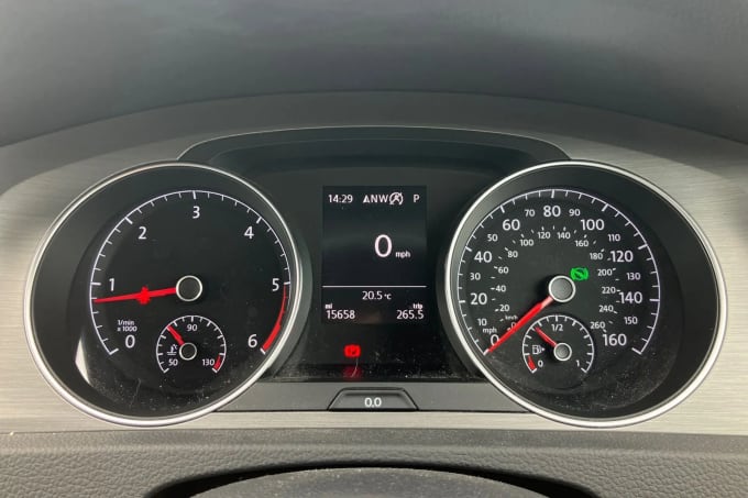2017 Volkswagen Golf