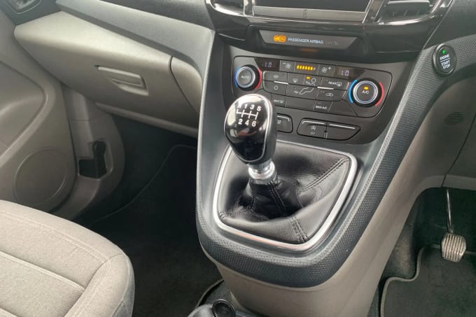 2020 Ford Grand Tourneo Connect