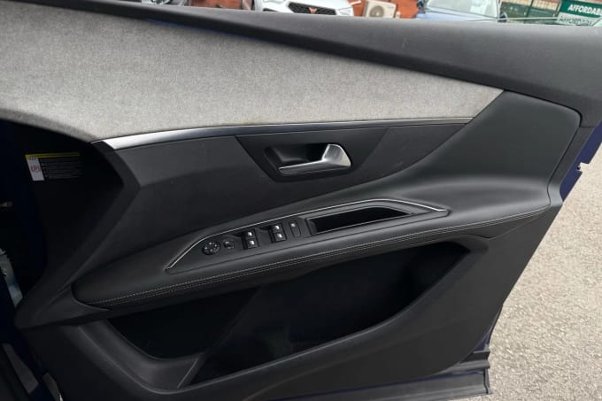 2018 Peugeot 3008