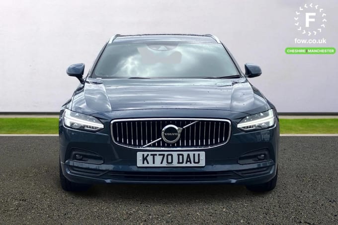 2021 Volvo V90