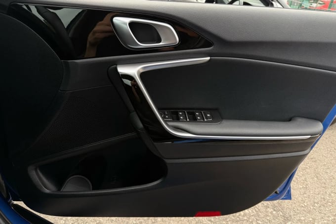 2024 Kia Xceed
