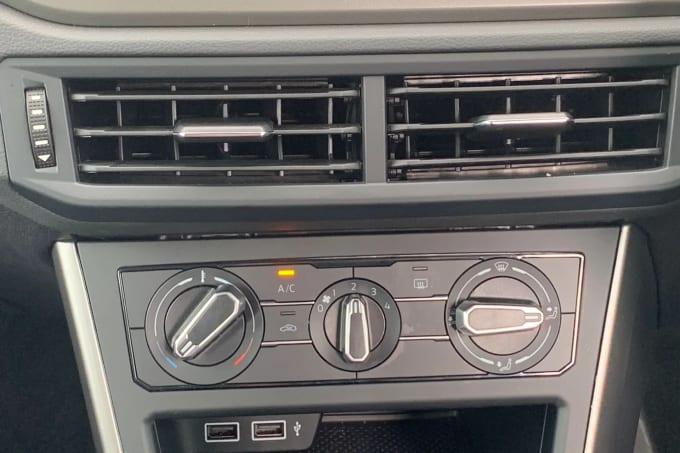 2019 Volkswagen Polo