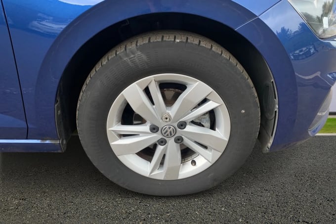 2019 Volkswagen Polo