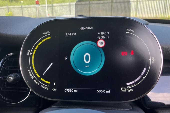 2023 Mini Hatch