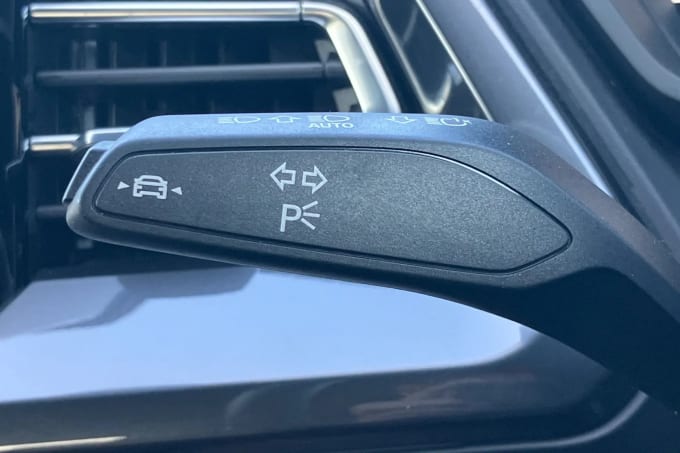 2021 Audi Q4