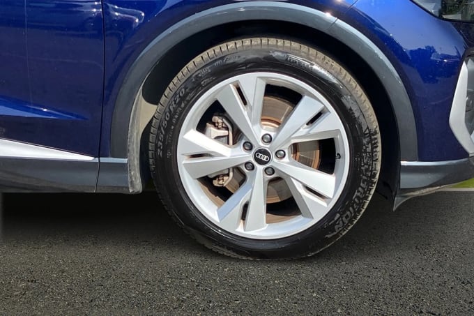 2021 Audi Q4