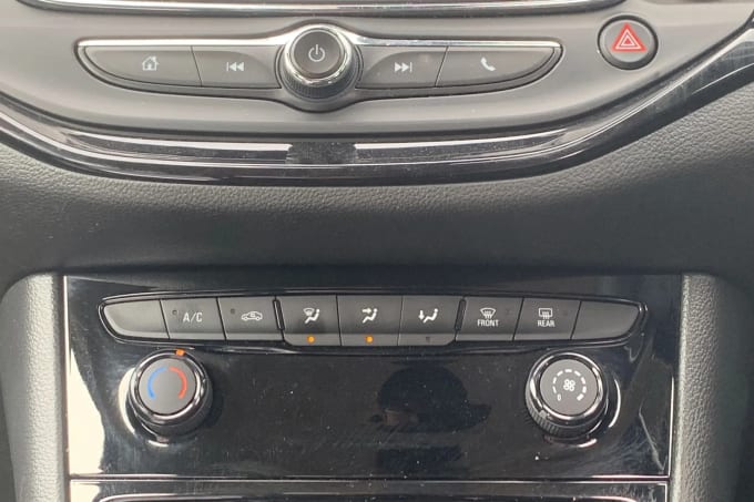 2019 Vauxhall Astra