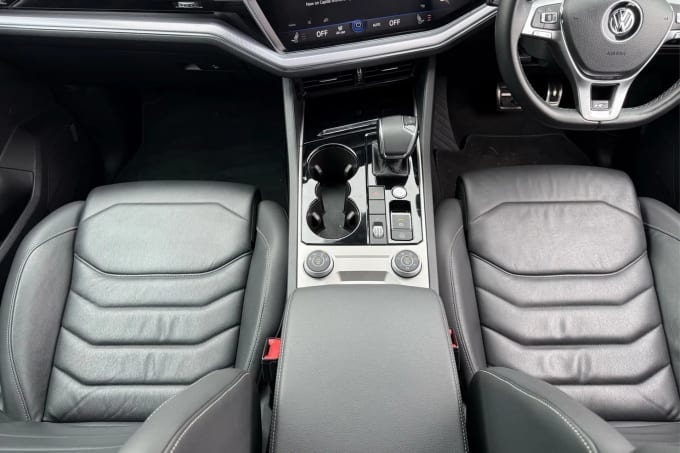 2019 Volkswagen Touareg