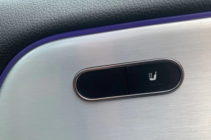 2022 Mercedes-benz Eqa