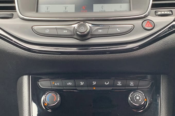 2019 Vauxhall Astra