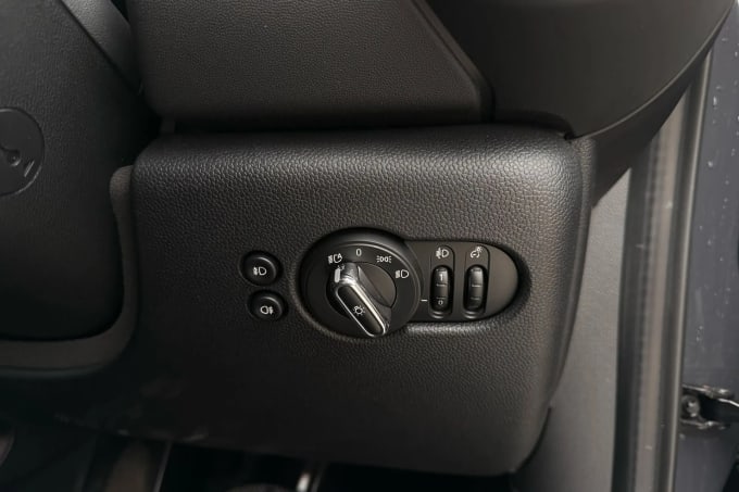 2020 Mini Hatch
