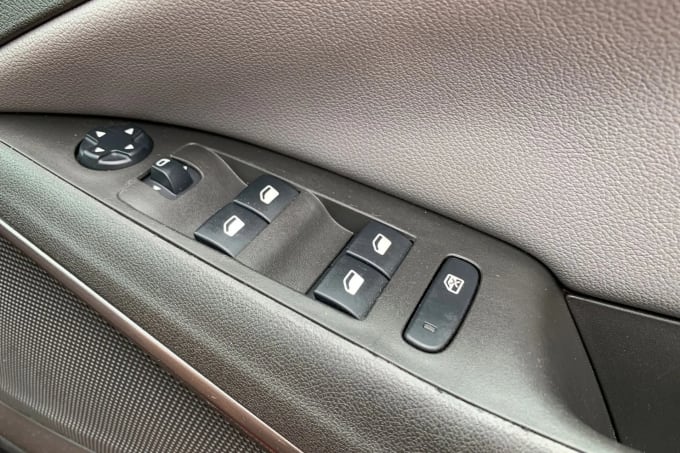 2019 Vauxhall Crossland X