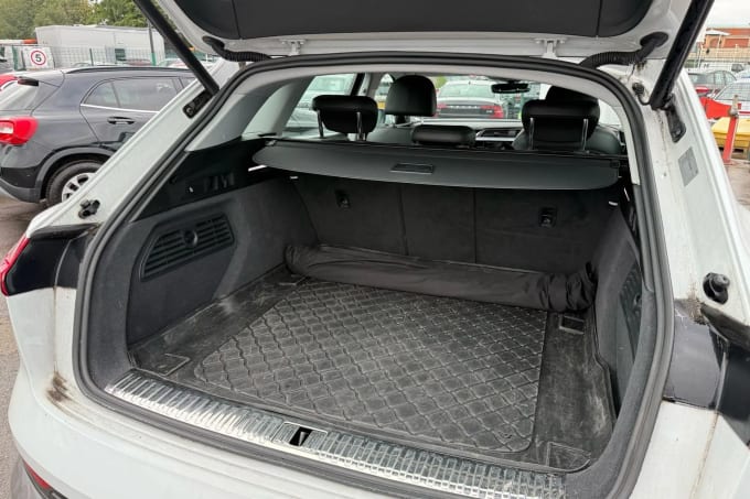 2020 Audi E-tron