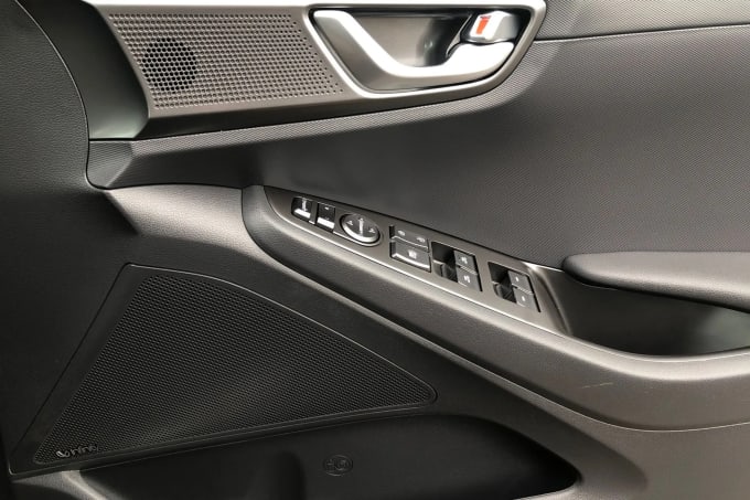 2022 Hyundai Ioniq