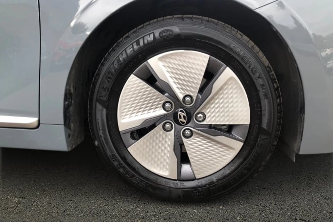 2022 Hyundai Ioniq